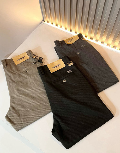 Burberry Stylish and Iconic Cashmere Straight-Leg Pants