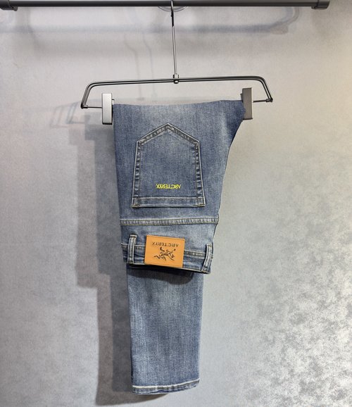 ArcTeryx New Jeans with High-Quality Material and Comfort