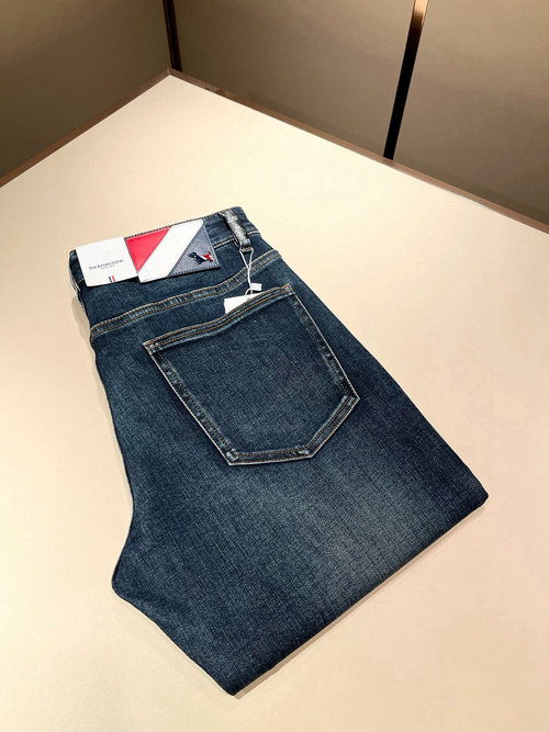 Thom Browne Comfortable and Versatile Classic Jeans