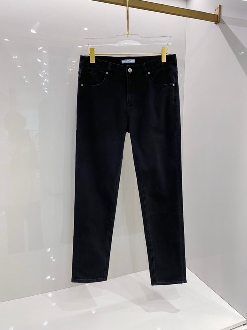 Prada Simple and Comfortable Jeans with Classic Logo Design