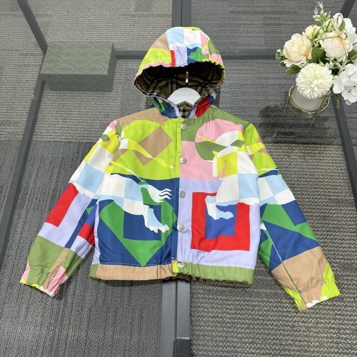 Burberry Reversible Kids Jacket, All-Season, Stylish Both Ways 