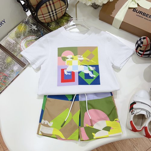 Burberry Kids Unisex Cotton Set with Durable High-Def Print 