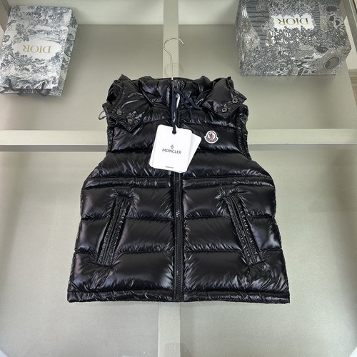 Moncler Kids Slim Fit Down Jacket Detachable Hood Soft Fluffy