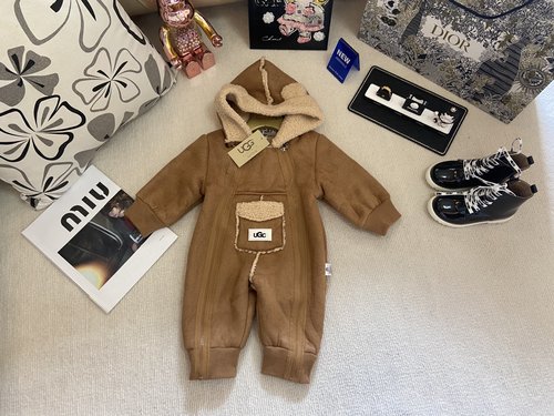 Gucci Kids Fur Leather Onesie - Comfortable Stylish 