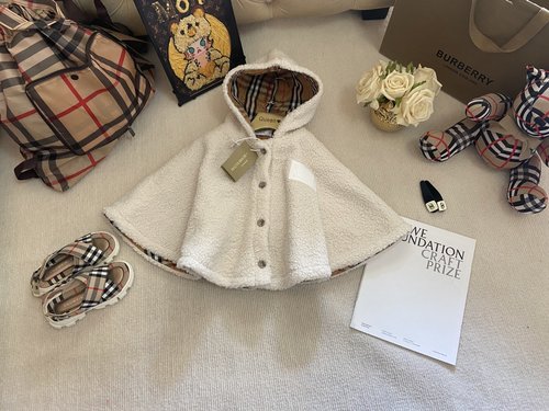 Burberry Unisex Baby Fleece Cape Coat Plaid Lining Khaki Beige