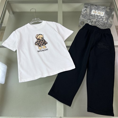 Burberry Kids Cotton Outfit Set Comfortable & Stylish